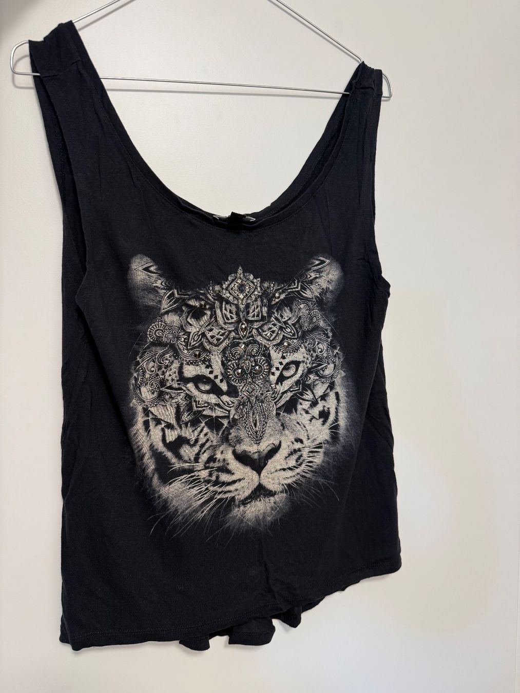 Mango Tops: Mango - Top - schwarz mit Tigermotiv - M – D'occasion à Zug par tami12