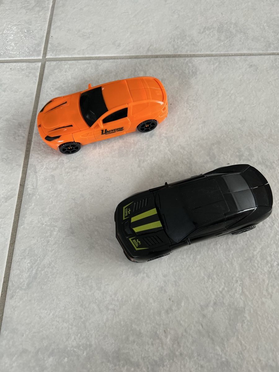 Spielzeuge: Transformer Autos – Gebraucht aus Lostorf von Venice16