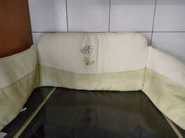 Kinderbettumrandung