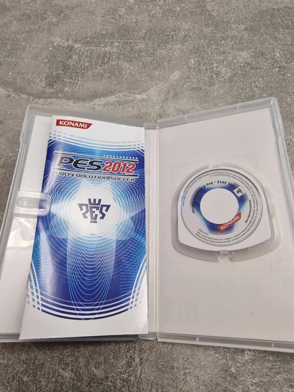 Sony Giochi: PES 2012 Pro Evolution Soccer für PSP - – Usato da Herzogenbuchsee venduto da ioa_zcm6 2