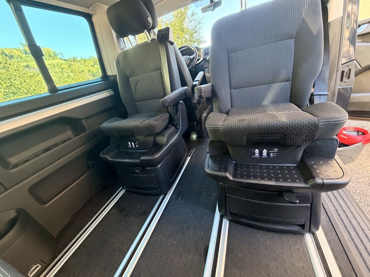 VW Automobili: VW Multivan T6 Van 7-Sitzer – Usato da Utzigen venduto da Oeno 5