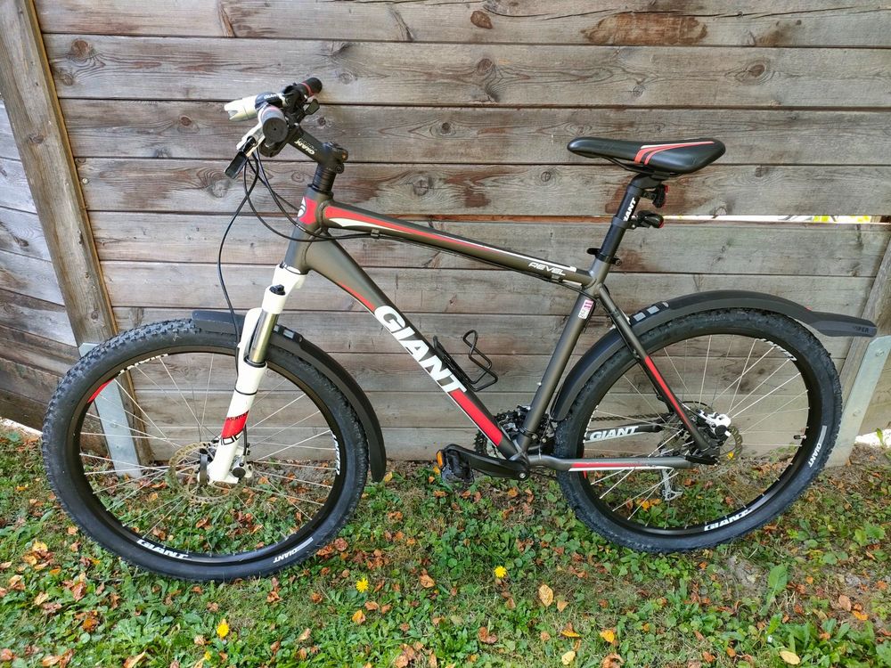 Bicicleta giant revel 26 hot sale