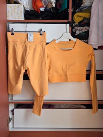 Orange Apricot Neu Sport Set Reserved Leggings Top