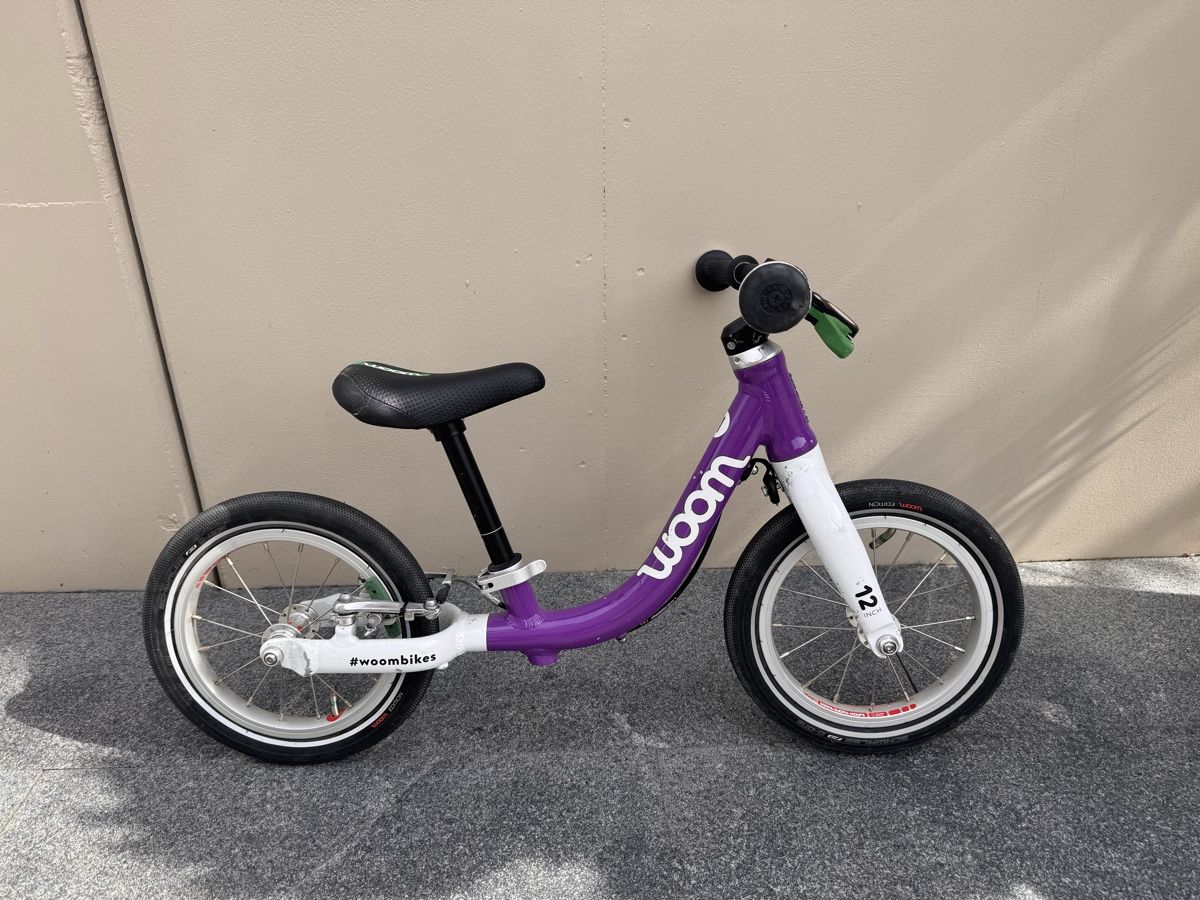 Woom Vélos: Woom Nr 1 Laufrad violett – D'occasion à Galgenen par Polumoku 1