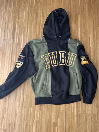 FUBU Hoodie – Schwarz/Khaki – Grösse XS