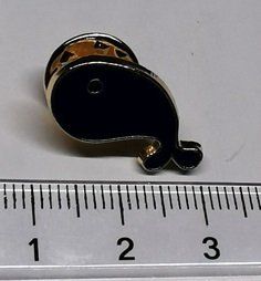 Plaketten & Abzeichen: Fisch - Pin  (neu/OVP) – Neu und originalverpackt aus Wilen b. Wollerau von morethanmusic