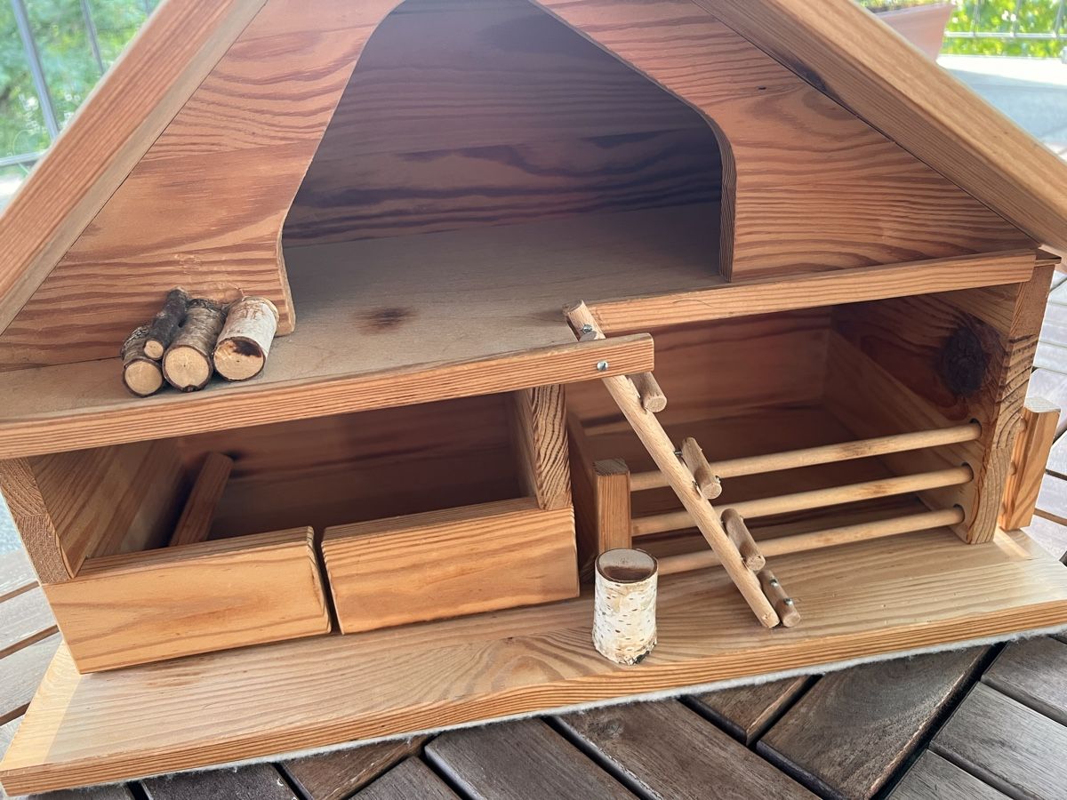 Giocattoli: Heidiland Swiss Brand Holzhause – Usato da Baar venduto da mitu 4