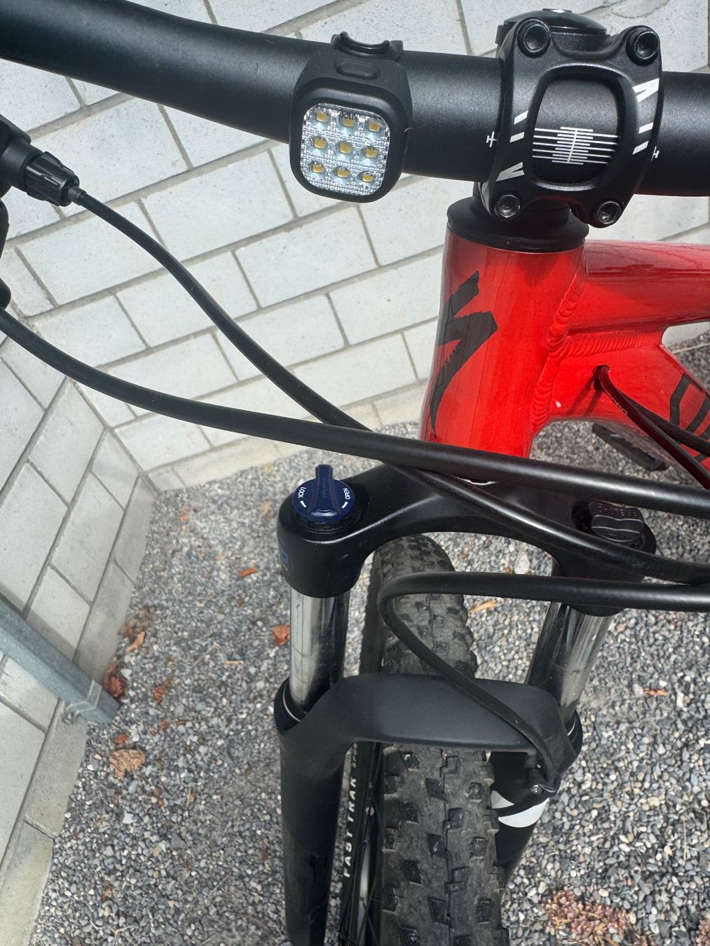 Specialized Vélos: Mountainbike Specialized Rockhopper – D'occasion à Hünenberg par fightlady 6