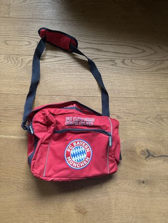 FC Bayern München Umhängetasche – Kids Club ❤️⚽