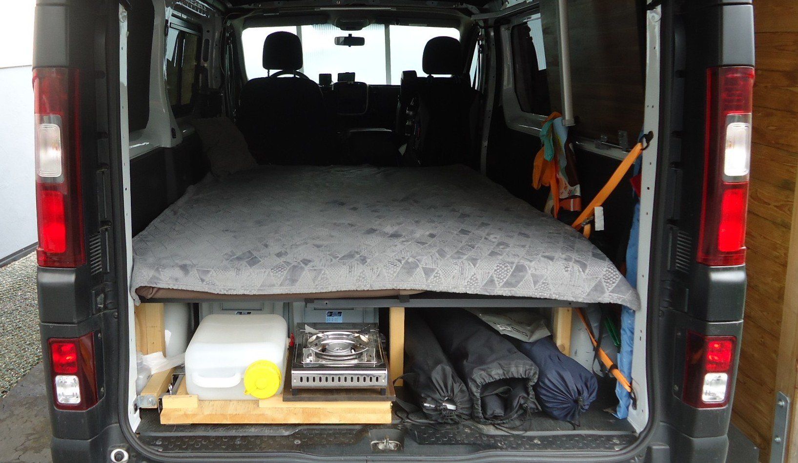 Opel Veicoli da campeggio: Camper Opel Vivaro – Usato da Oberterzen venduto da baerlian 5