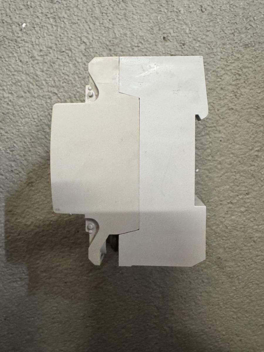 Hager Schalter: Fehlerstrom-Schutzschalter Hager 4P 25A – Gebraucht aus Cham von PIRAT123 4
