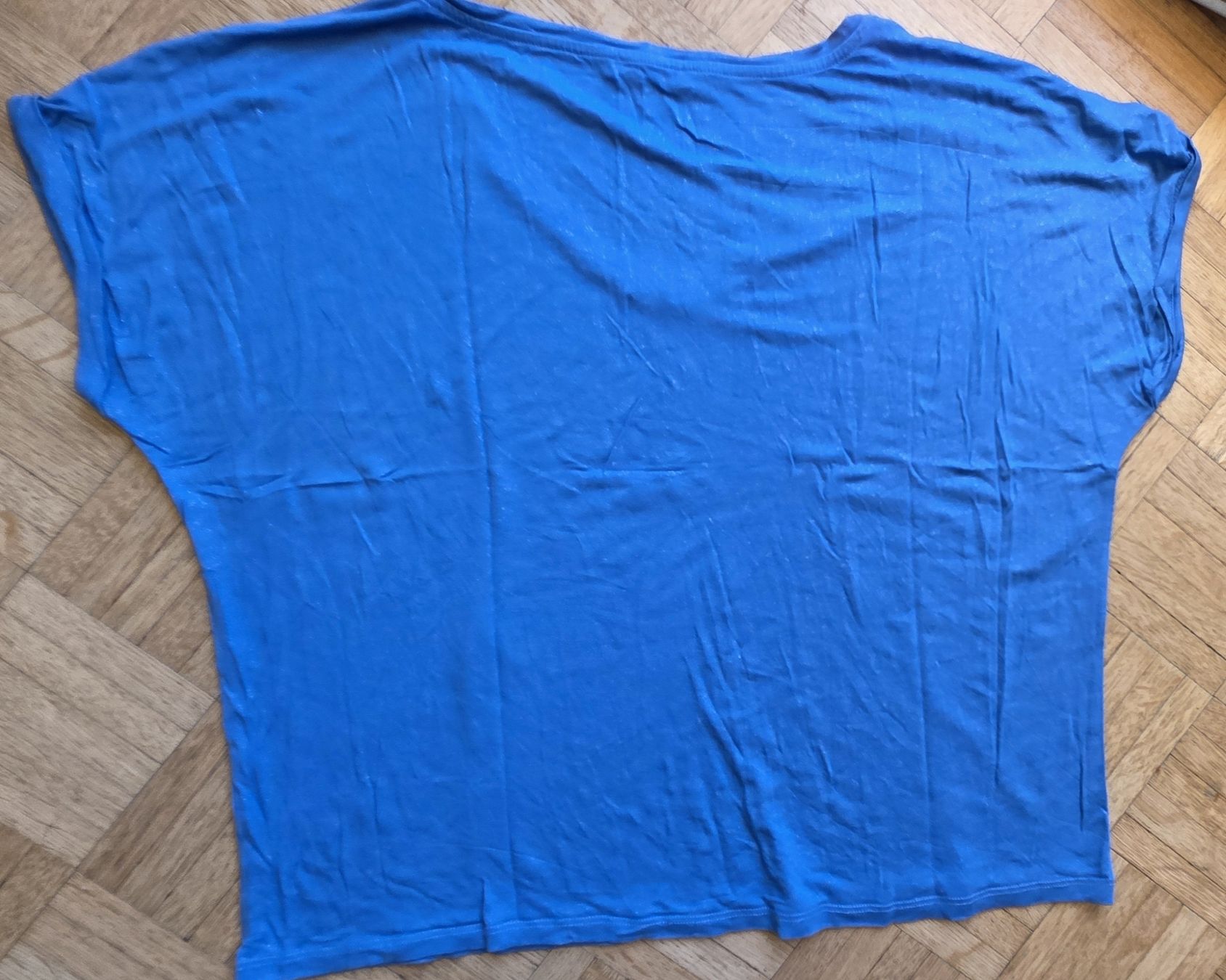 T-shirt: Tshirt bleu pailleté vol v Taille L – Usato da Yverdon-les-Bains venduto da van_dq65 7