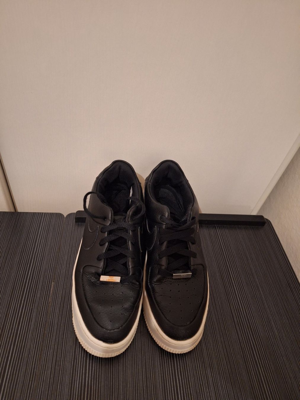 Nike Scarpe da donna: Nike Air Force 1 Platform, Top Zustand! – Usato da Worb venduto da nfsolutions