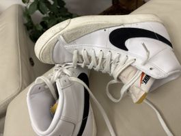 Nike Blazer Mid '77 Vintage Weiss/Schwarz,