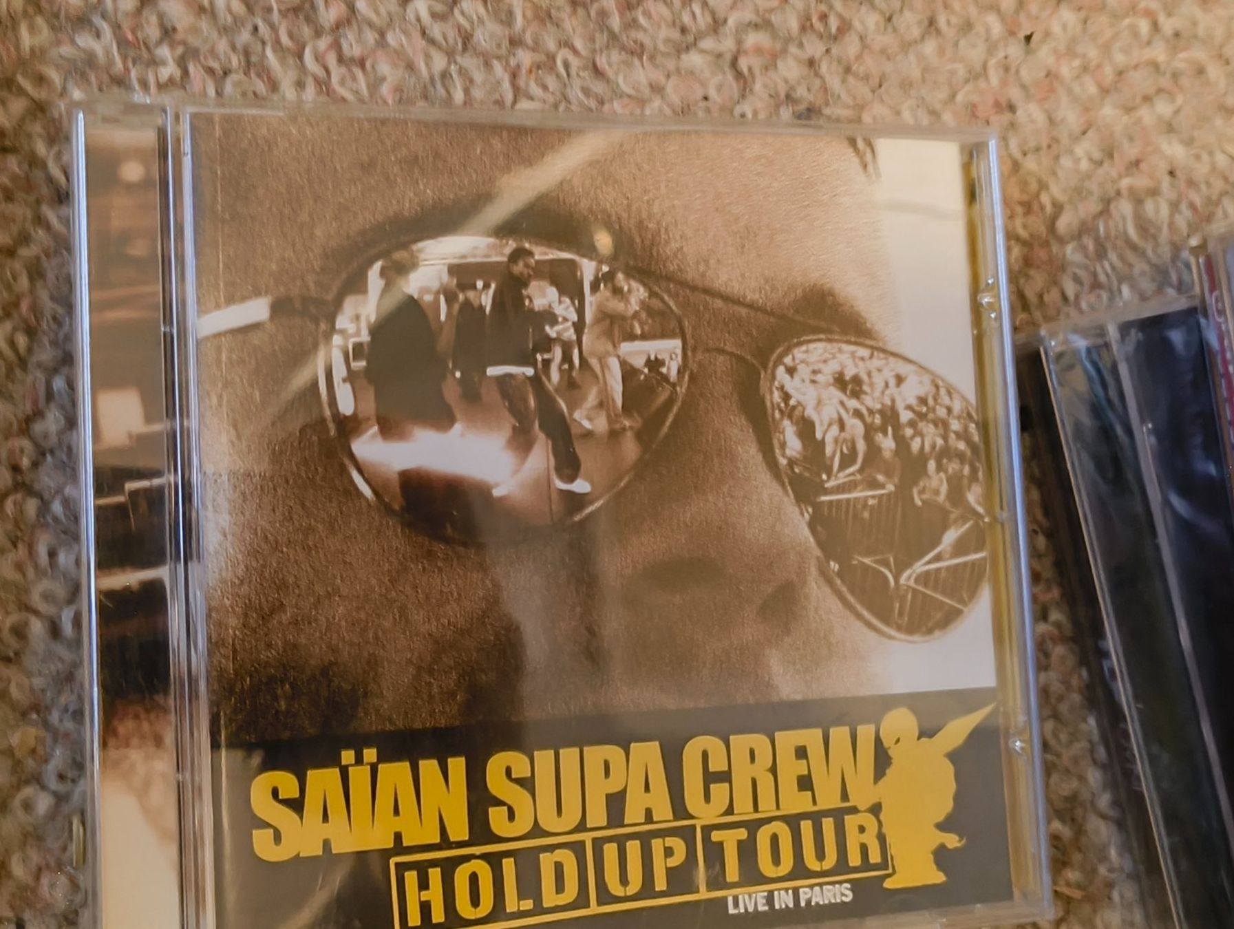 CD: Saïan Supa Crew - Hold UP Tour – Usato da Fribourg venduto da kru_fn65
