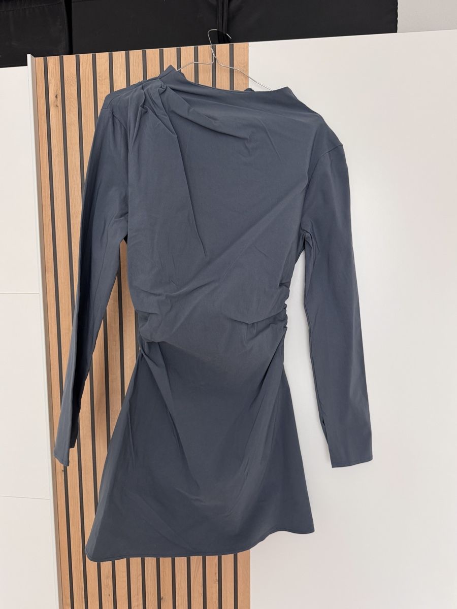 Asos Kleider: ASOS Kleid – Gebraucht aus Aesch BL von Sheisign