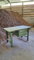 Werkbank mit Schubladenschrank