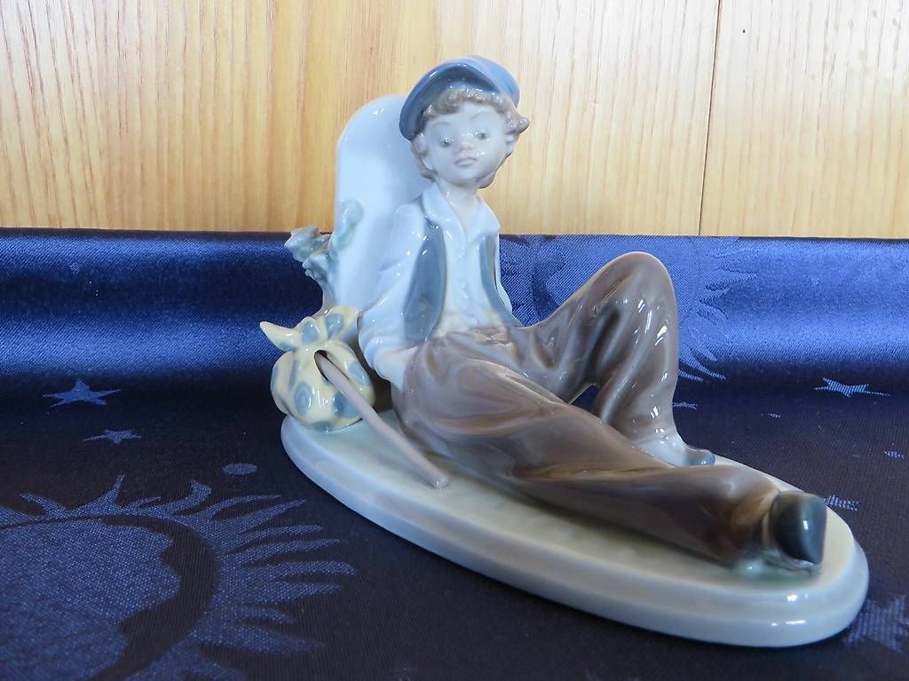 Lladro Statuette: Lladro Figur, Wanderer bei der Rast,1986 – Usato da Langrickenbach venduto da zwiebel03 1