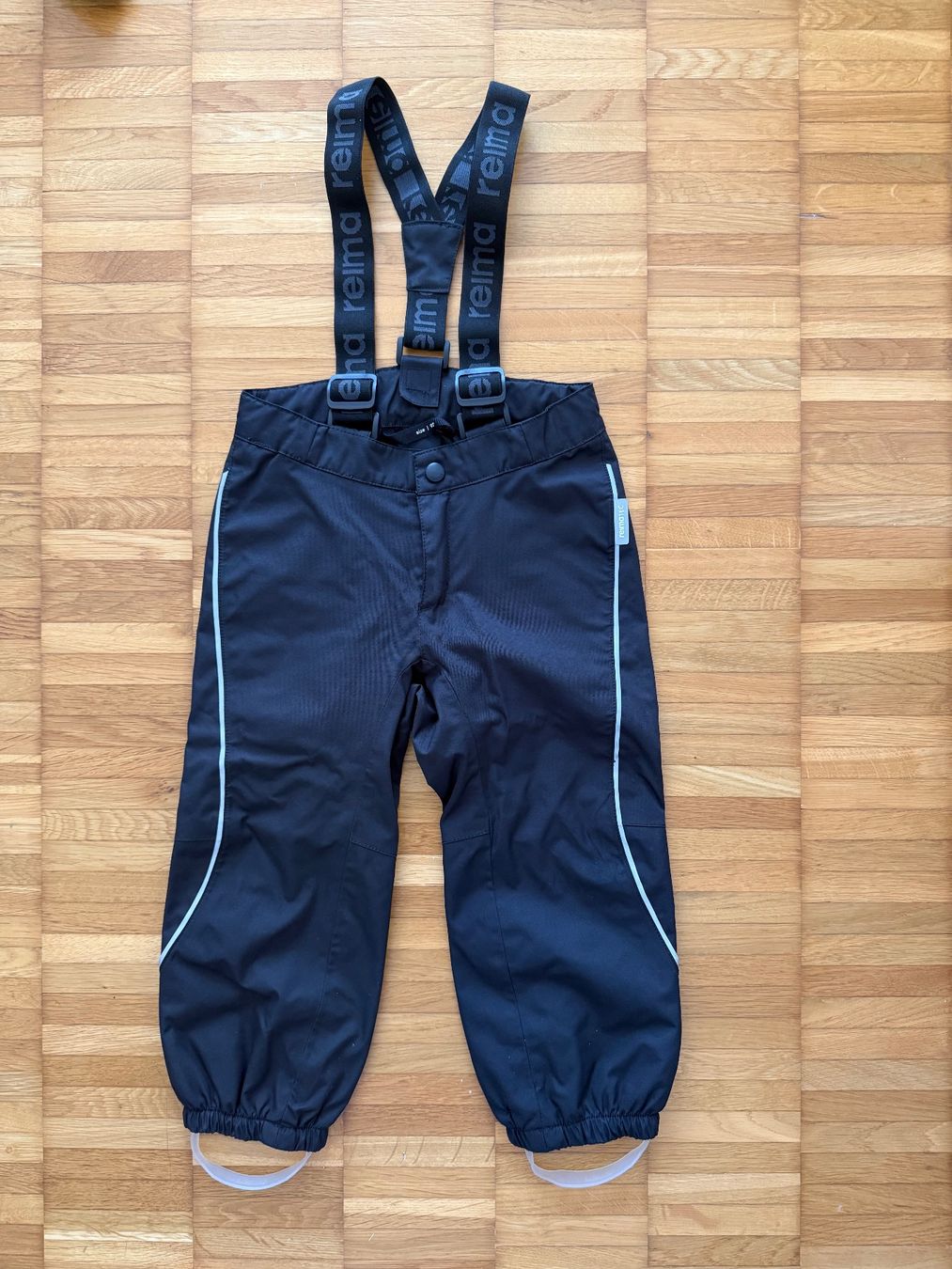 Reima Pantaloni: Reima Tec Regenhose Gr 92 – Nuovo (secondo la descrizione) da Richterswil venduto da Eunoia85