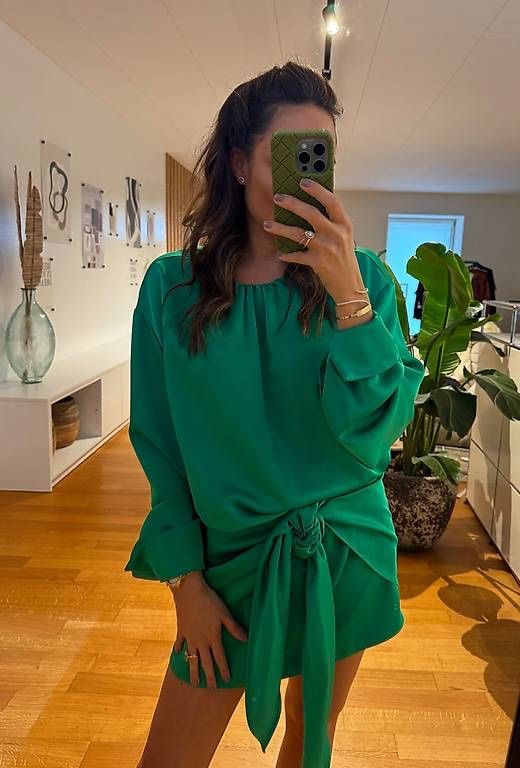 The Attico Vestiti: THE ATTICO KLEID VERT JADE – Nuovo (secondo la descrizione) da Schwyz venduto da bofb 1