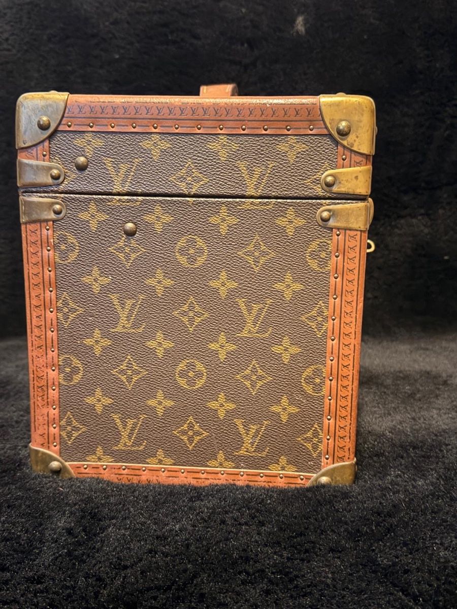 Louis Vuitton Reisekoffer: Valise Louis Vuitton – Gebraucht aus Yvonand von Jojo777 2