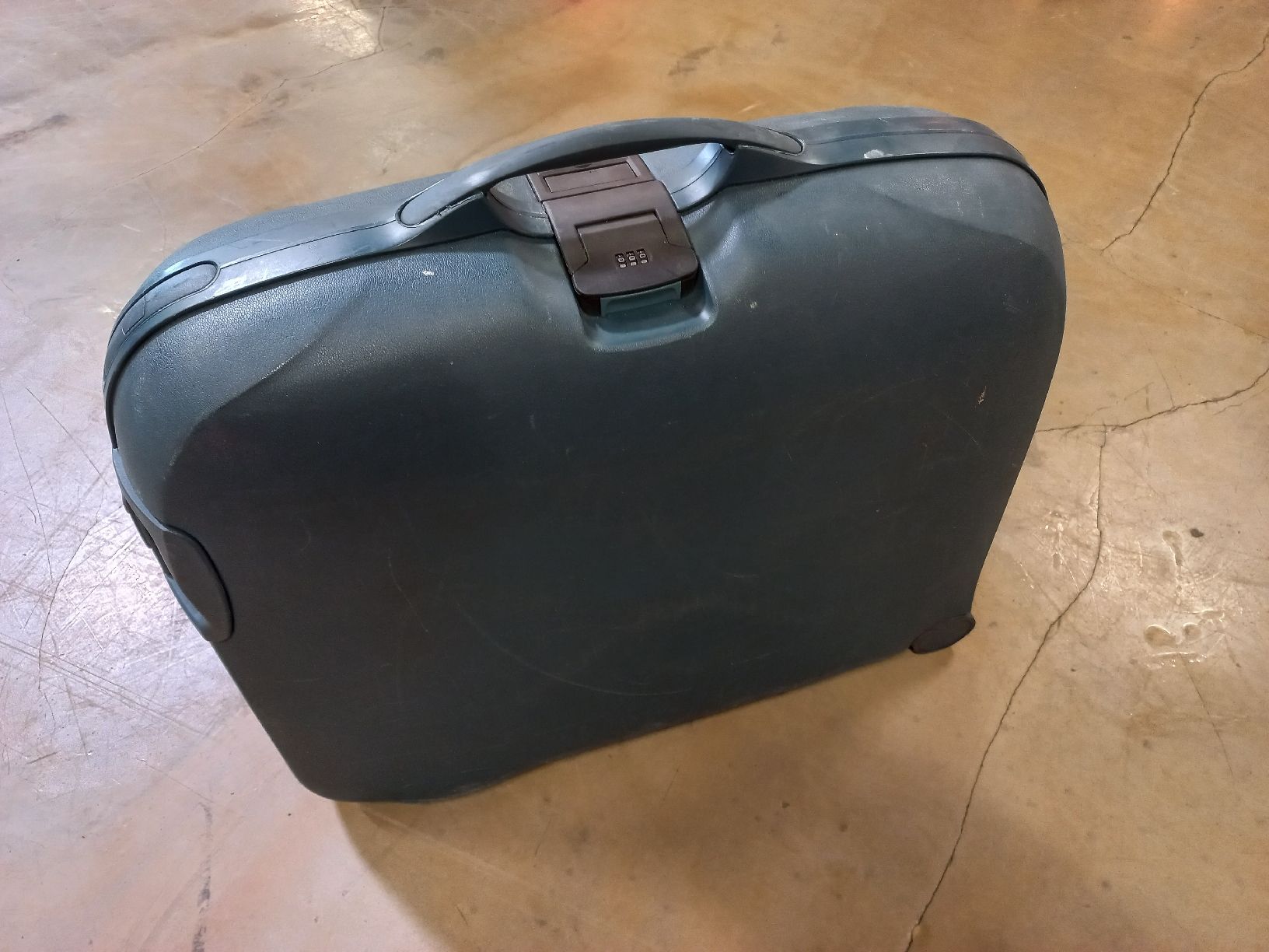 Samsonite Reisekoffer: Reisekoffer Hartschale gross – Gebraucht aus Hohenrain von mei_7mrw