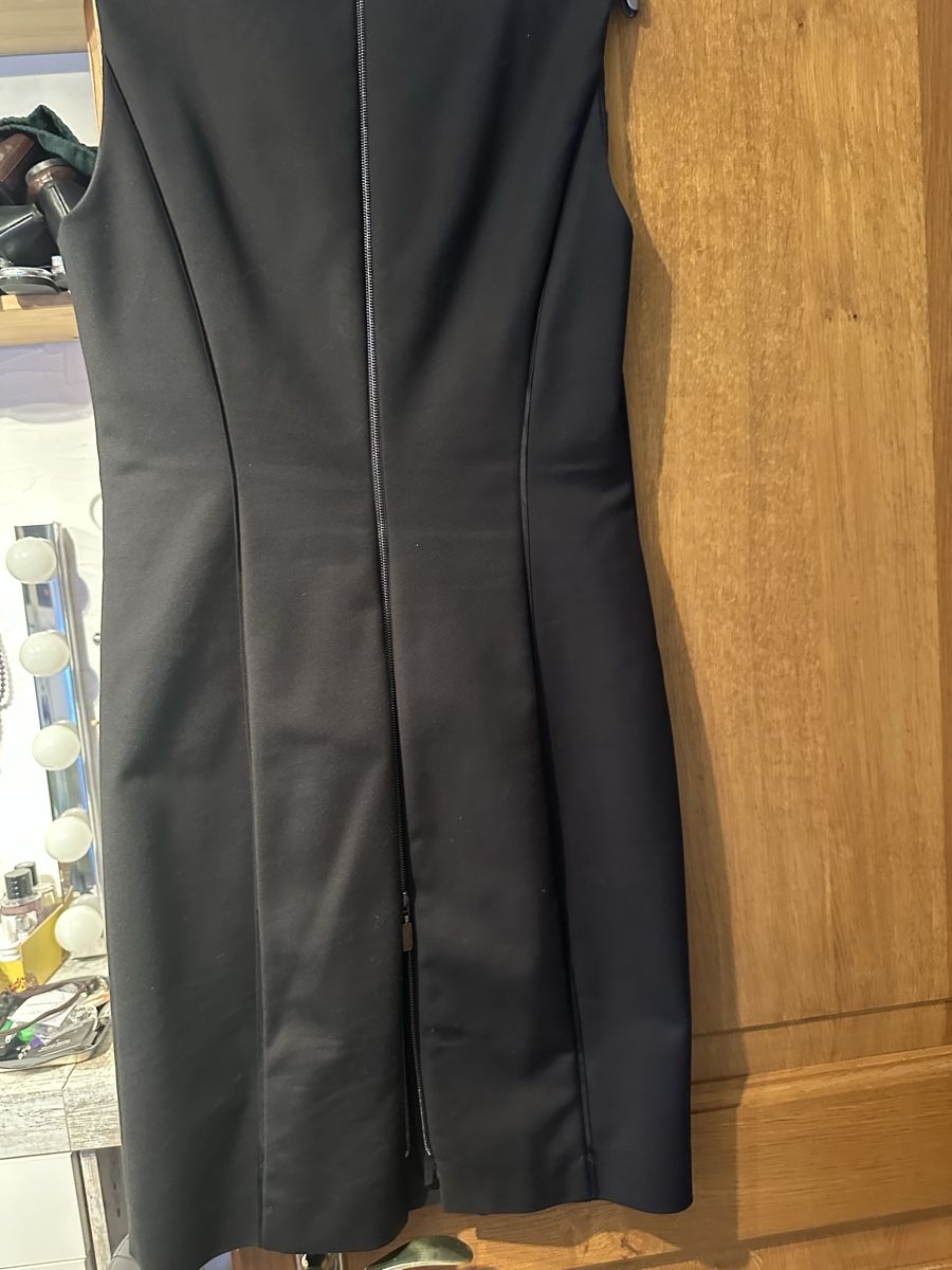 Robes: Robe noire «Caractère», taille 38-40 – Neuf (Voir description) à Chailly-Montreux par she_y6t8 4