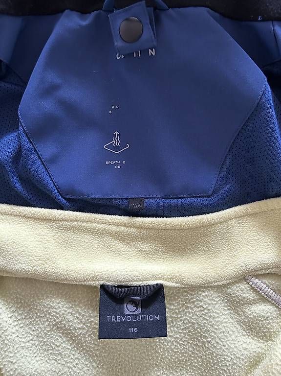 Giacche & Cappotti: Jacke Trevolution 2in1 Grösse 116 – Usato da Sarmenstorf venduto da ramoeneli 1