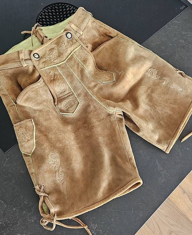 Pantalons: Echtleder Männer Lederhose – D'occasion à Bellikon par est_2vl5