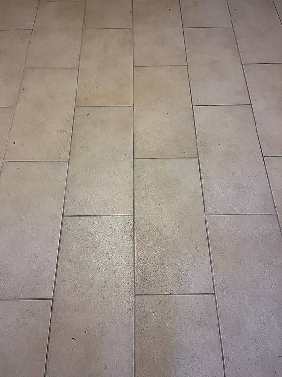 Piatti di portata: Platten - sand/weiss - 4.86m2 - Restposten – Nuovo e nell'imballaggio originale da Aarau venduto da Dacar 2