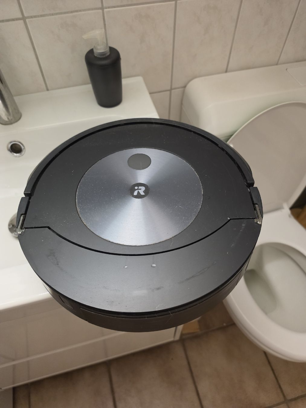 Irobot Aspirapolveri & Accessori: roomba irobot J7 combo – Usato da Arvigo venduto da shila77 2