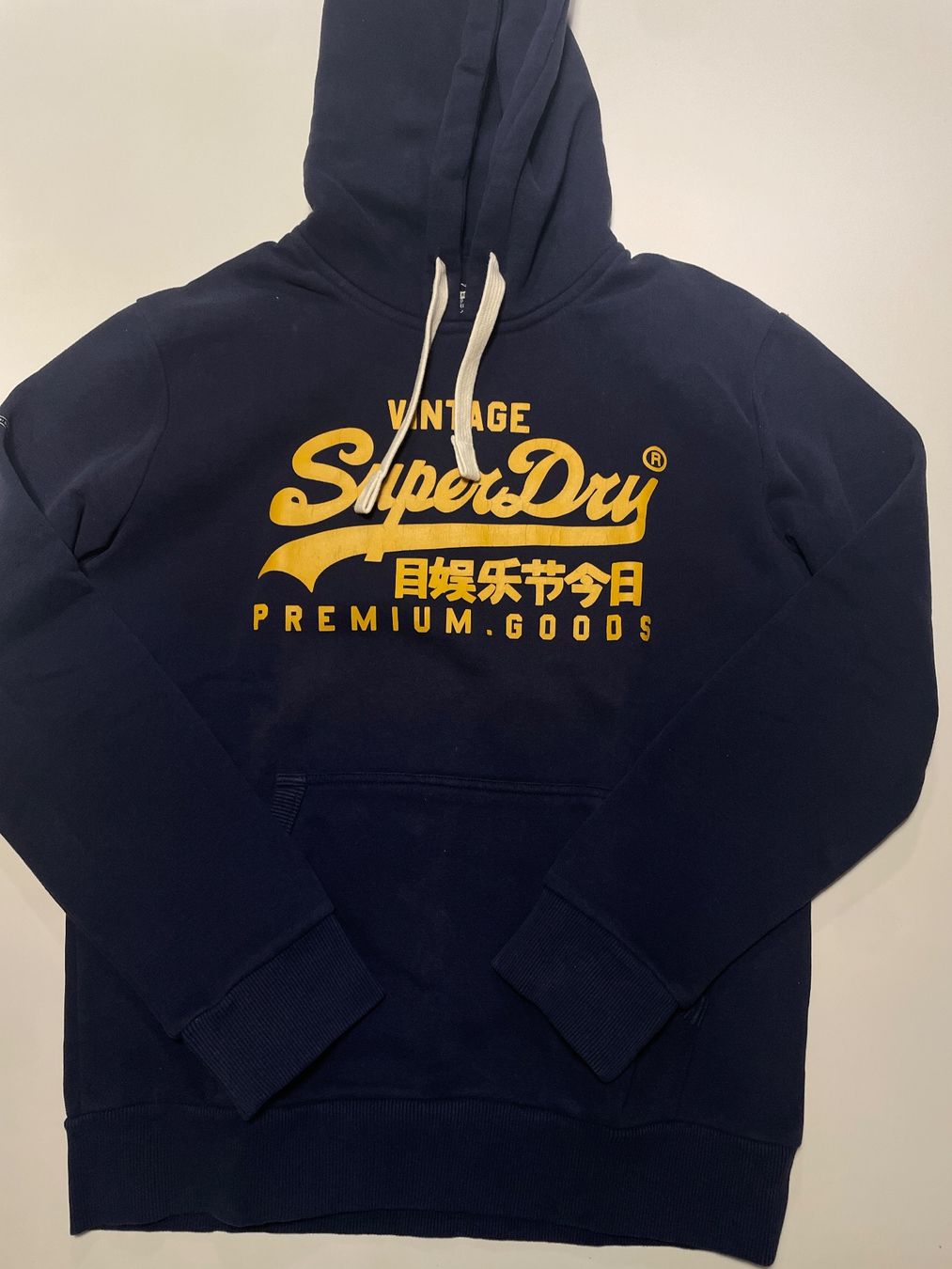 Maglioni & Felpe: Superdry Hoodie Gr.M – Usato da Obfelden venduto da 3zwerge