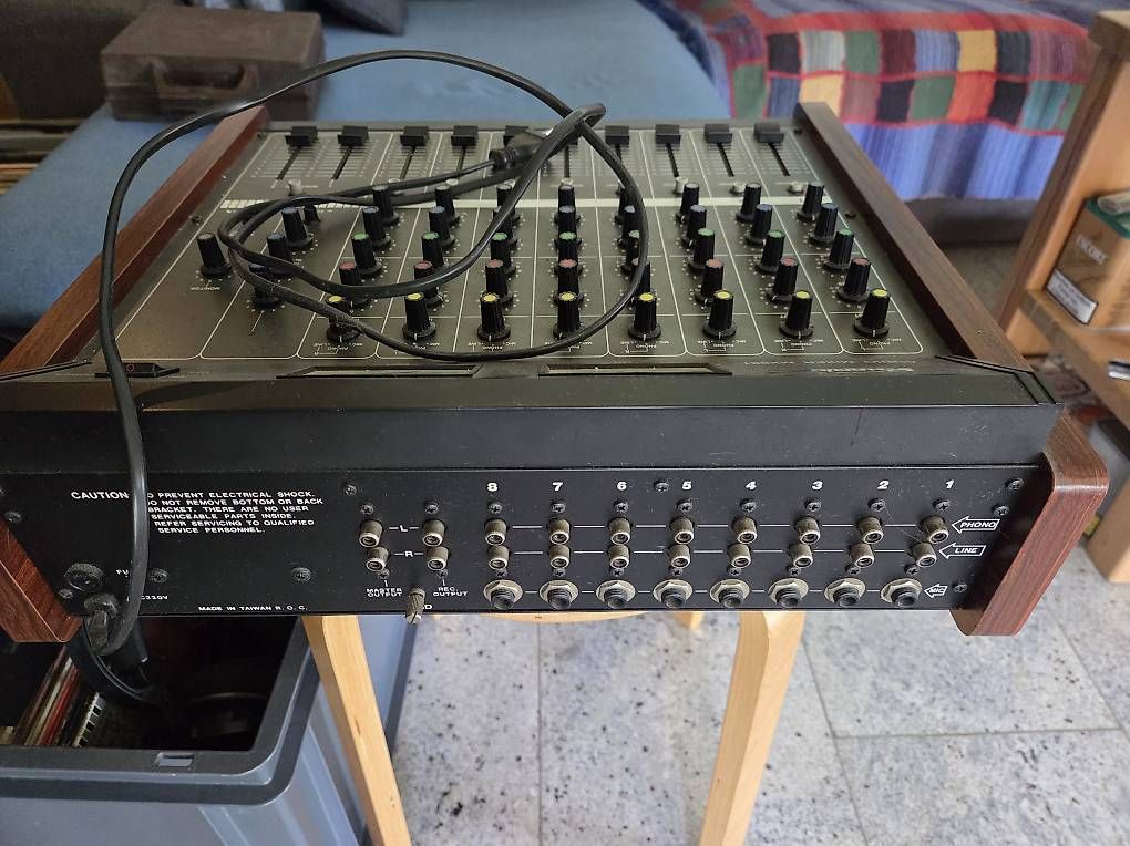 Console di mixaggio: Mixer – Usato da Verdabbio venduto da Br1botta