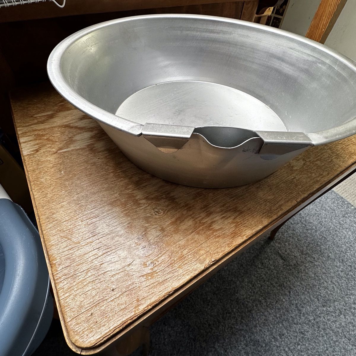 Elettrodomestici da cucina: Aluminium Millchbecken – Usato da Amriswil venduto da Rsquash 1