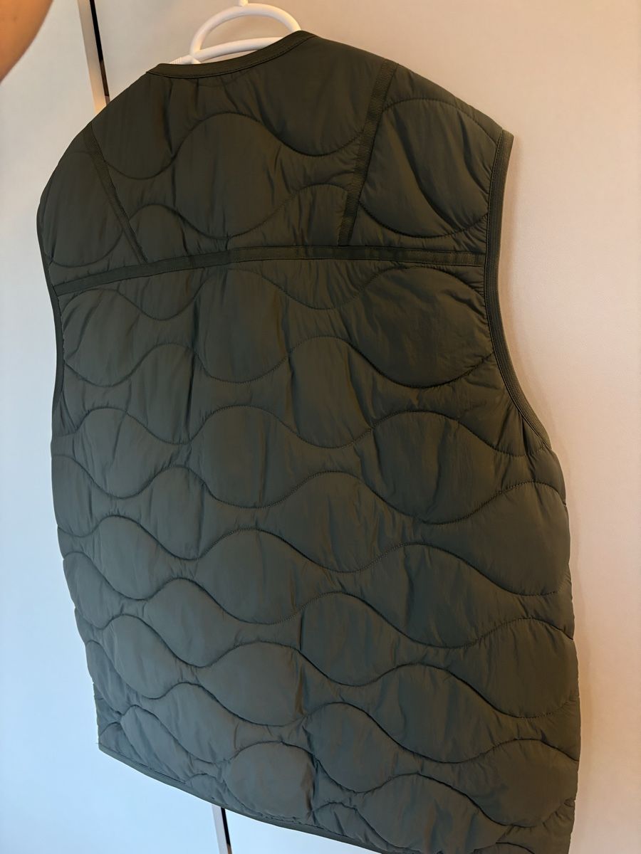 Closed Gilet & Giacche: CLOSED Steppweste Herren khaki M – Usato da Konolfingen venduto da weiann 1