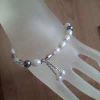 Armband wasserperlen,weiss+ grau silberfarben Kristall