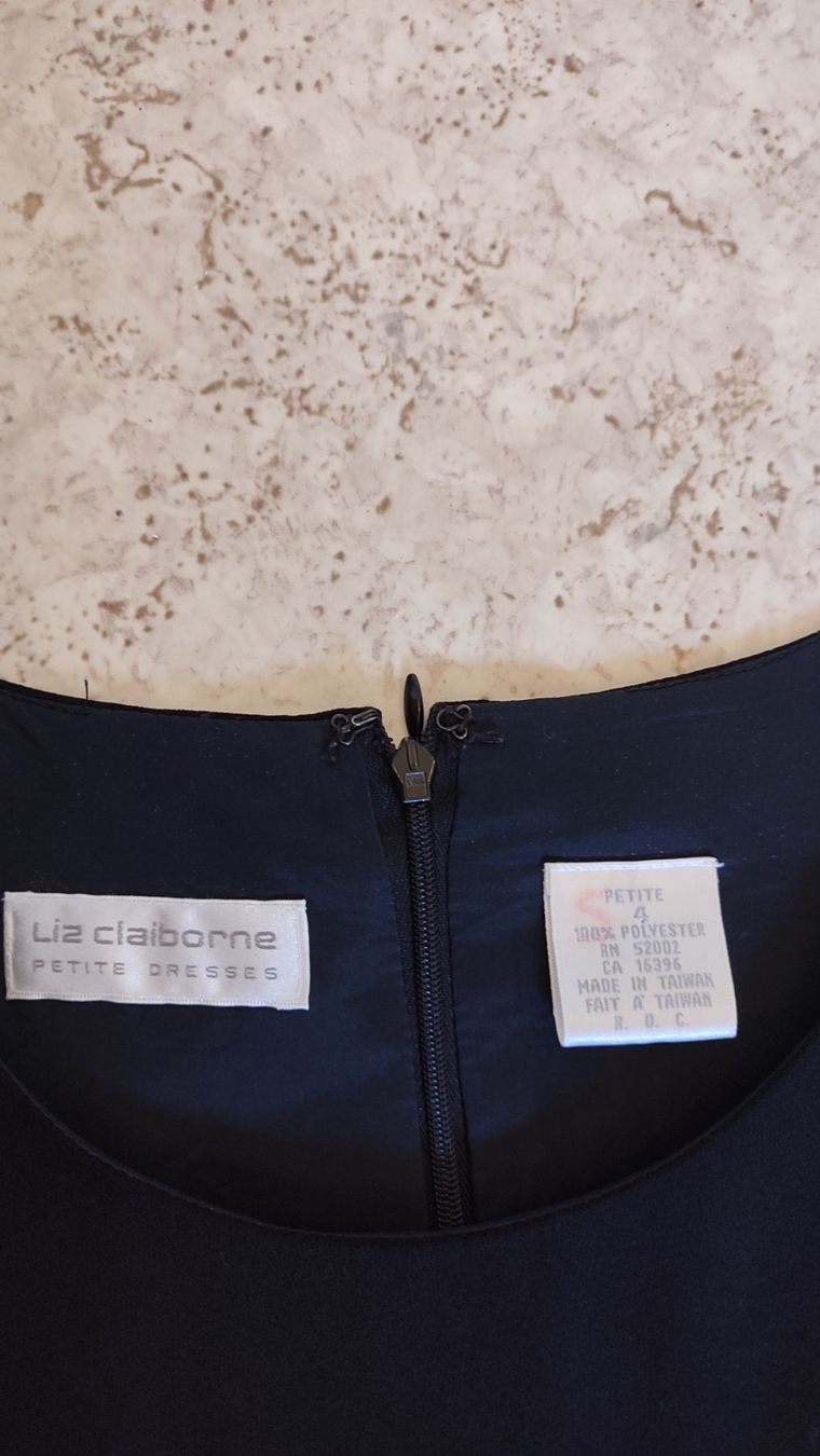 Mango Kleiderpakete: elegante Kleider, Gr. S&M, NEU, Set – Neu und originalverpackt aus Brüttisellen von nic_xm7s 1