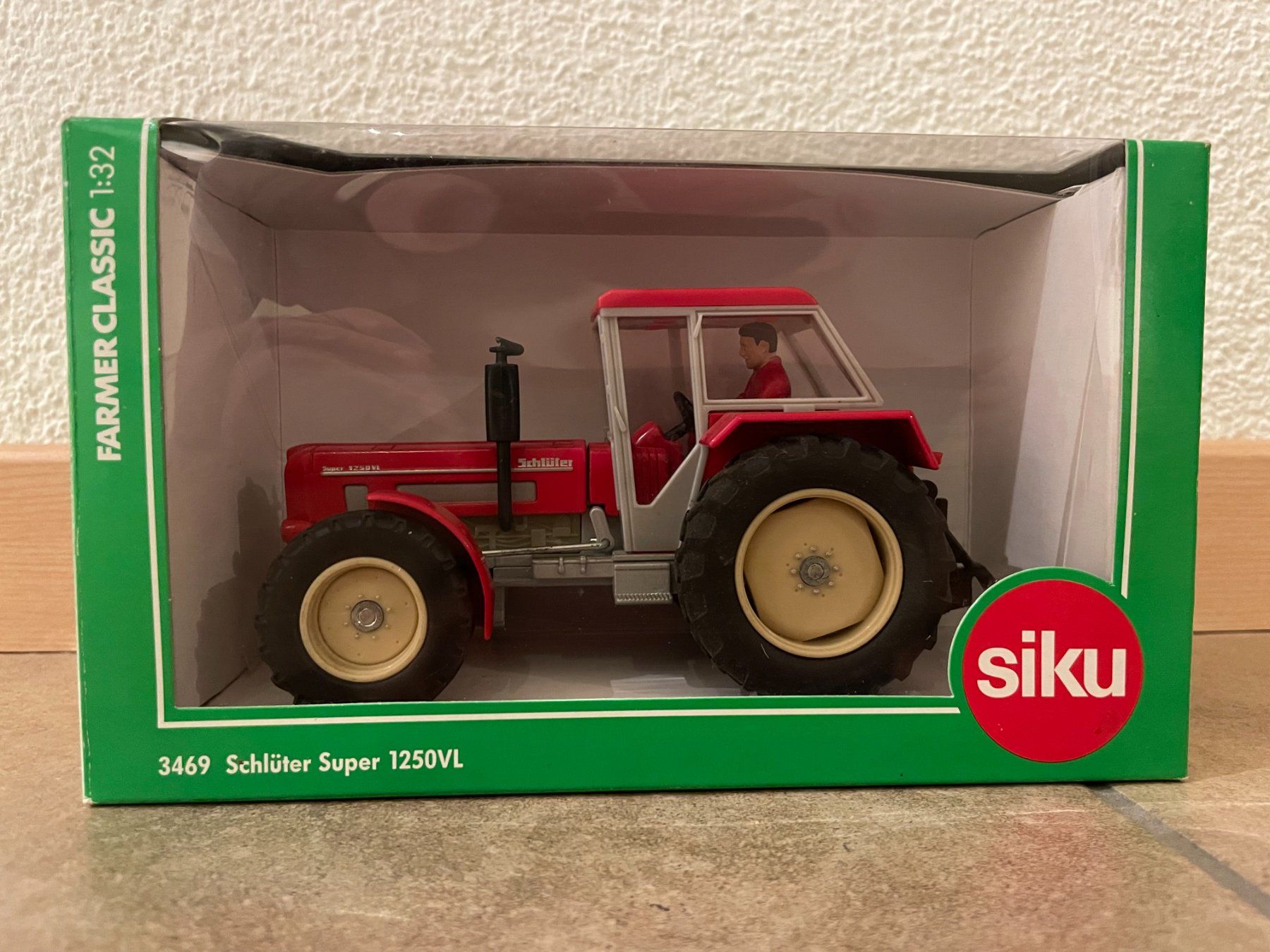 Tracteurs: SIKU Schlüter Super 1250 VL – Neuf avec emballage d'origine à Kreuzlingen par Stefan1150 5