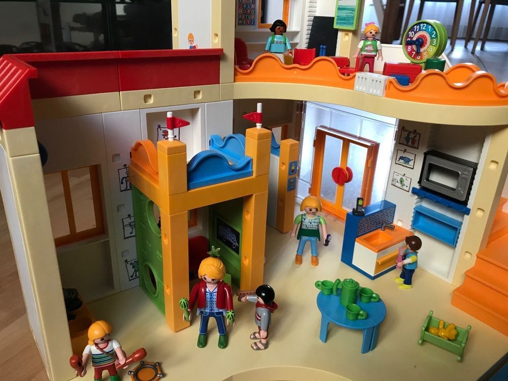  Playmobil Kindergarten 