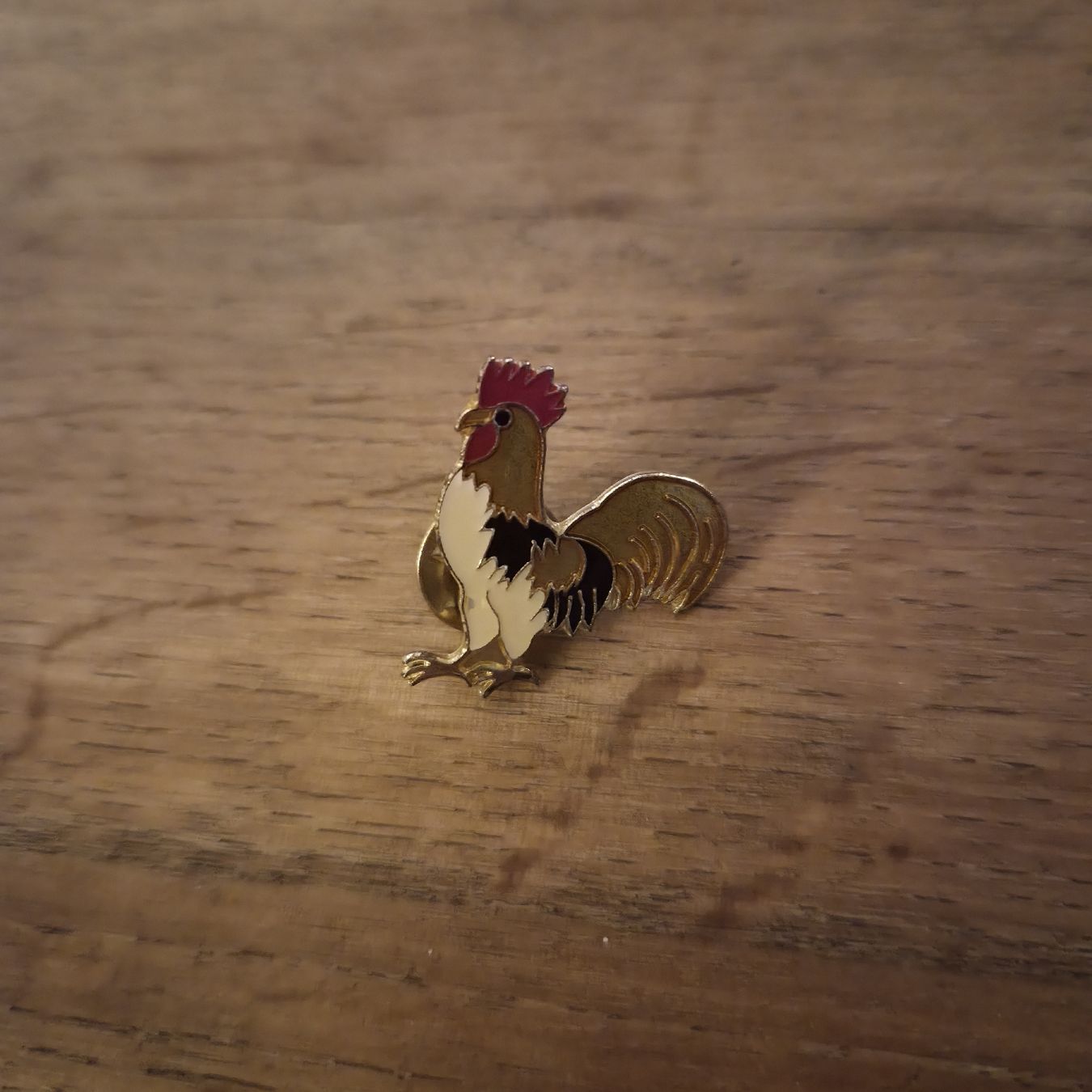 Plaquettes & Badges: Pin émaillé vintage Coq   – D'occasion à Renens VD par merlin8882