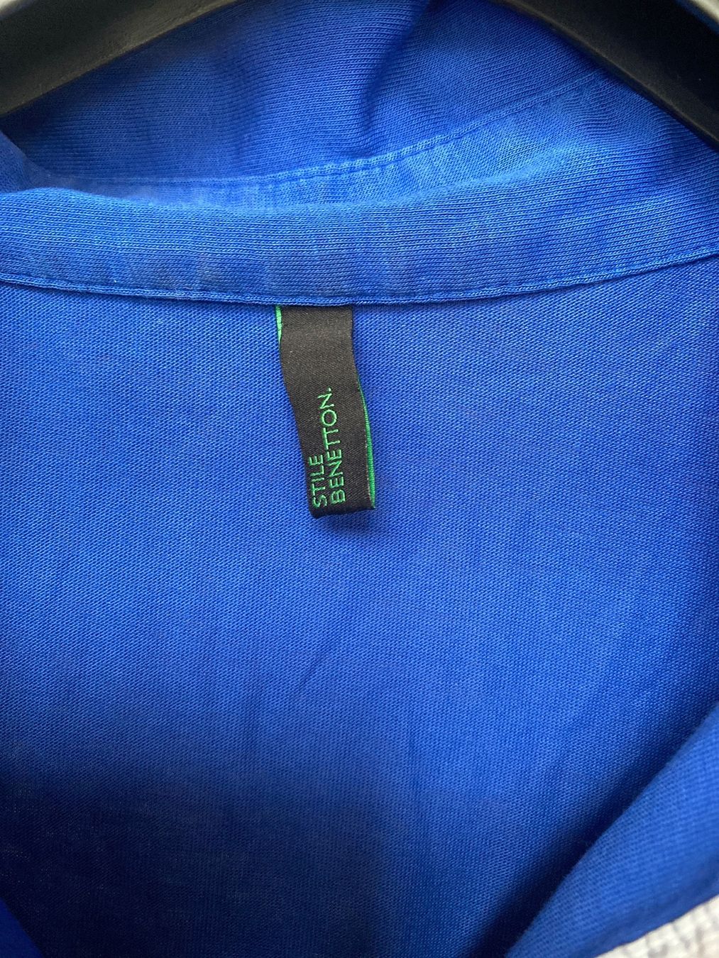 Benetton Top: Benetton polo L neuf – Nuovo (secondo la descrizione) da Belmont-sur-Lausanne venduto da chu_vxf5 2