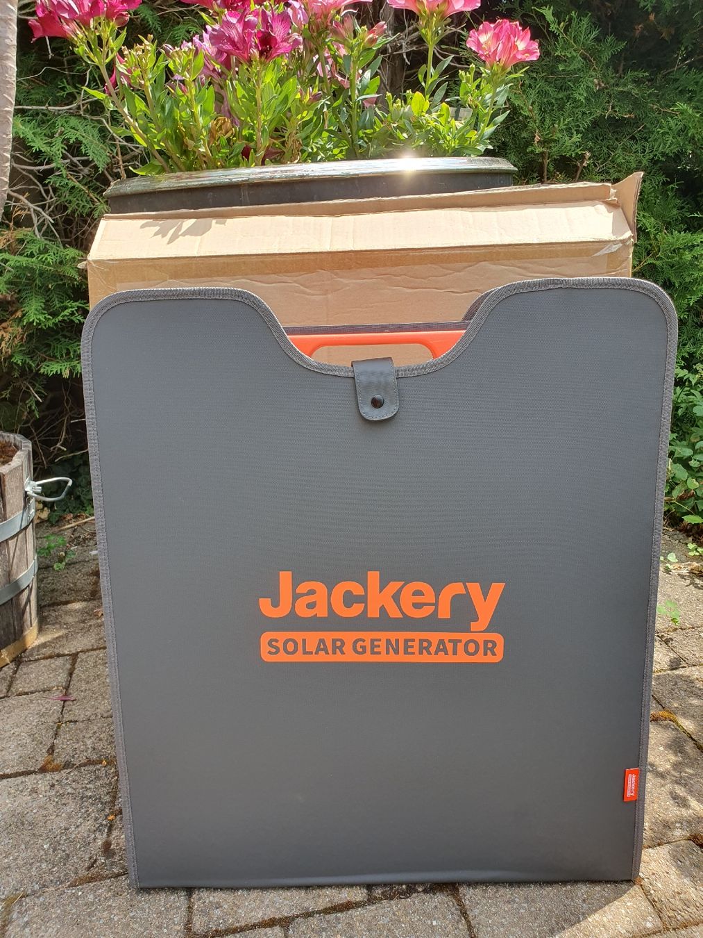 Jackery Panneaux solaires: Jackery Solarsaga 200 – Neuf (Voir description) à Ebmatingen par walter46 2