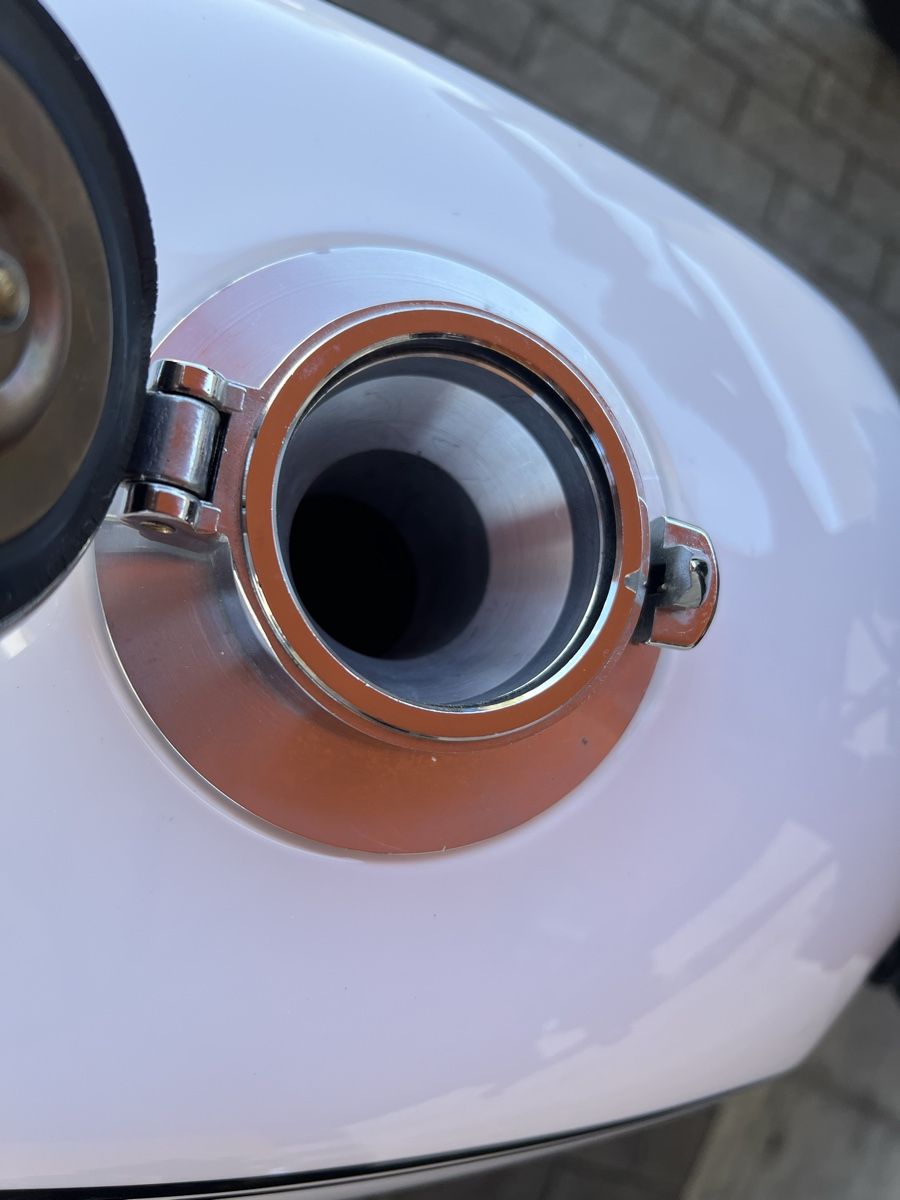 BMW Tutti i ricambio per moto: Fuel tank cap BMW R80/100 – Usato da Agra venduto da Jack6 2