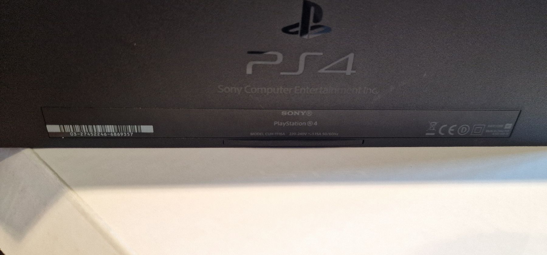Sony Console: Sony PlayStation 4 Ultimate Party Edition mit Spiel – Usato da Roggliswil venduto da Bluro90 4