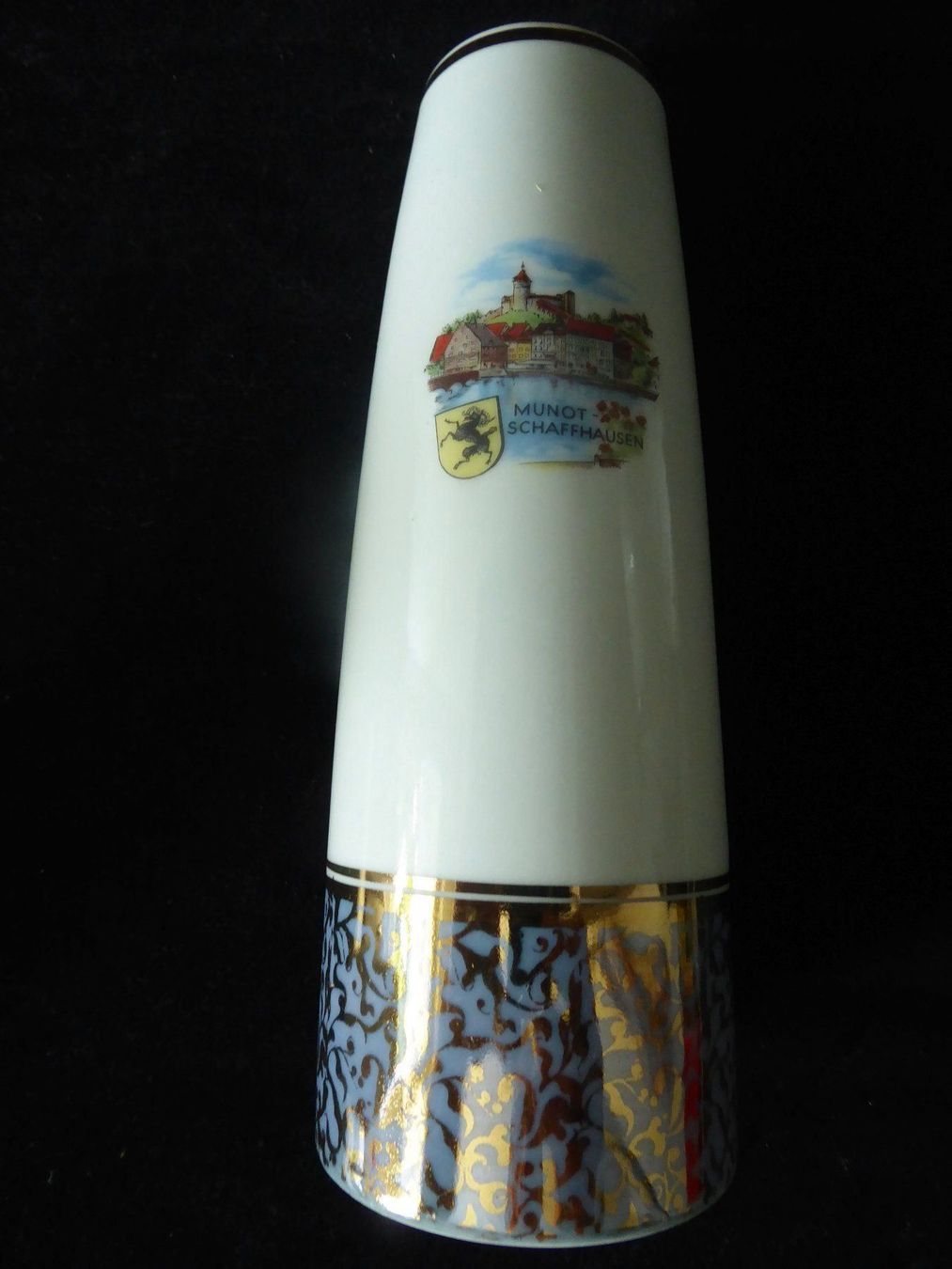 Vasi & Recipienti: Vase Munot Schaffhausen – Usato da Zürich venduto da Chaeffeler 3
