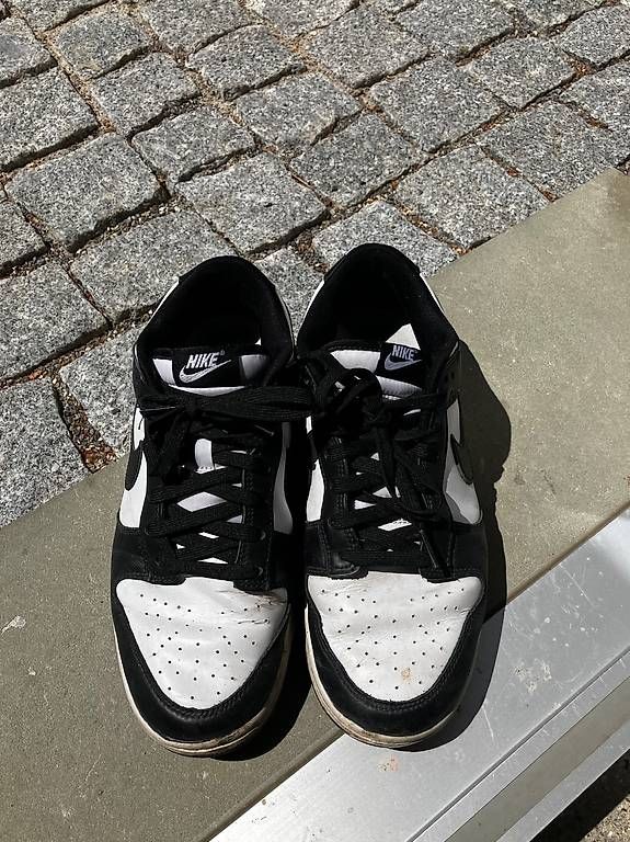 Nike Chaussures hommes: Nike Dunk Low Retro Panda Dunks gebraucht 44 – D'occasion à Ittigen par san_9pr8 1