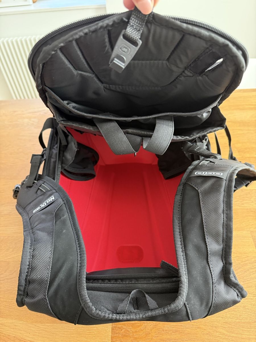 Ogio Zaini: Ogio Motorrad/Sport Rucksack – Nuovo (secondo la descrizione) da Allschwil venduto da sophie1003 2