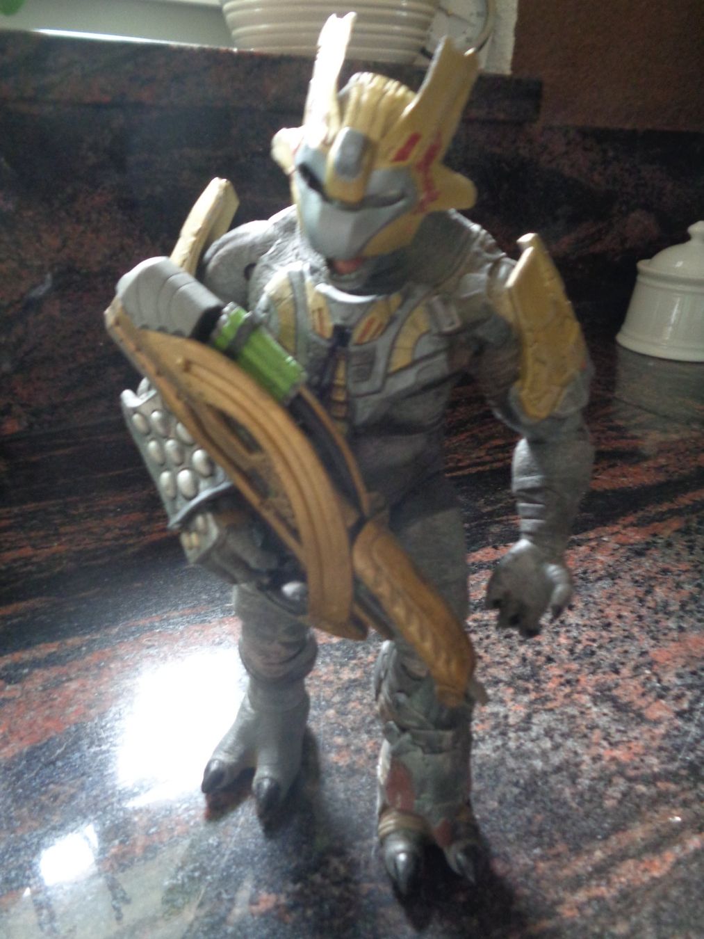 Statuette: HALO Golden Brute – Usato da sargans venduto da Angamar