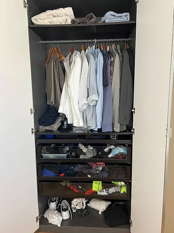 Armadi: Ikea-Pax-Schrank (300x60x236) – Usato da Uster venduto da schuschu17 2