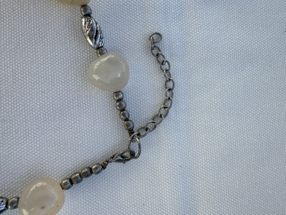 Colliers: Collier mit Steinen und Metallperlen – D'occasion à Waltenschwil par aussieb. 1